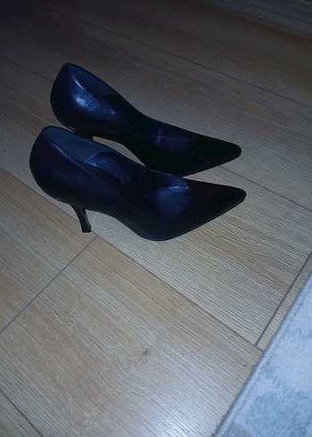 Kadın Siyah Rugan Stiletto Topuklu Ayakkabı - Görsel 2