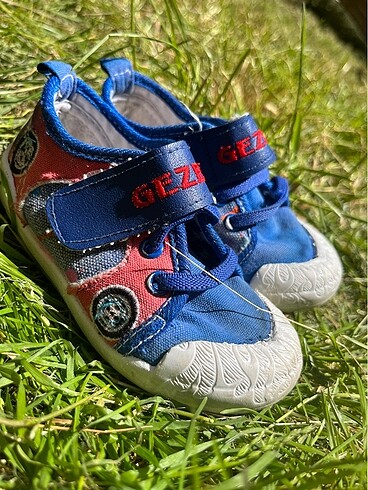 22 Beden çeşitli Renk Bebek ayakkabı