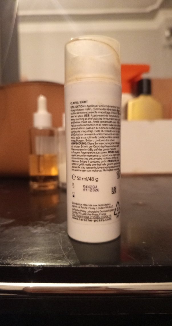 La Roche-Posay Anthelios Pigment Correct Güneş Kremi SPF 50+ - Görsel 2