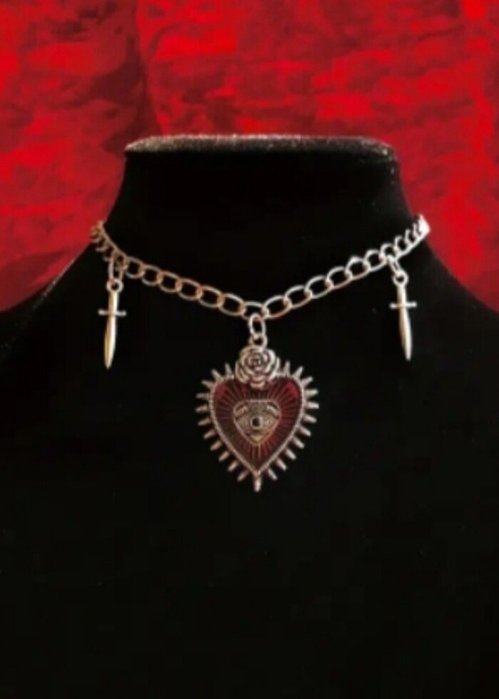 Gothic Hançerli Kolye - Görsel 2