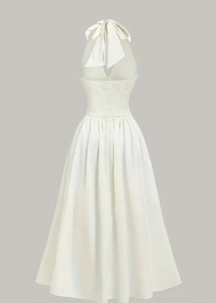 Dekolteli Saten Bej Elbise - Görsel 2