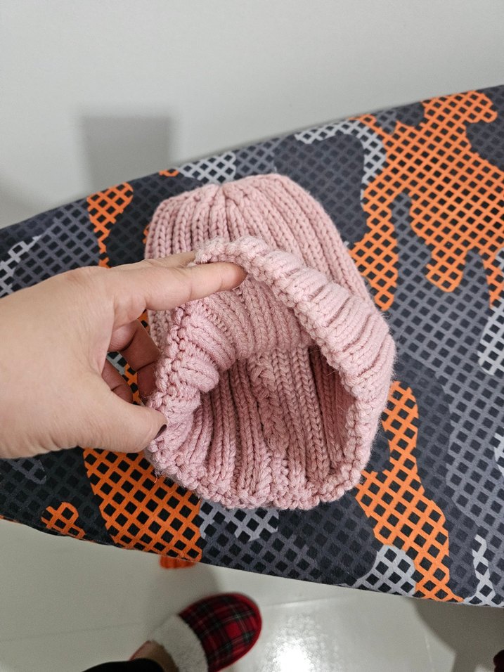 Pembe Örgü Kadın Bere - Görsel 3