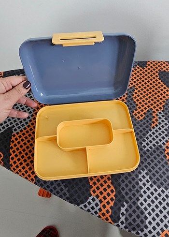 Bölmeli Sarı beslenme kutusu - Görsel 5