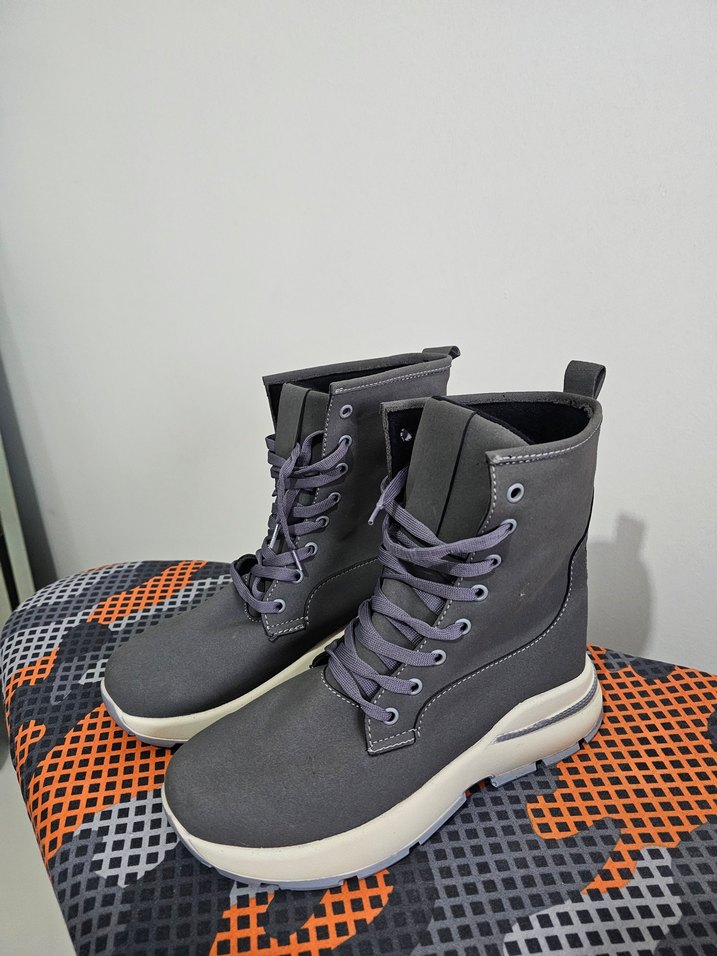 Fabrika marka gri Bağcıklı bot - Görsel 2