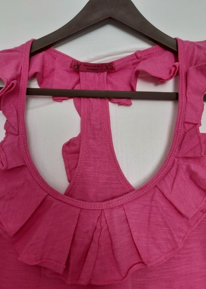 Koton marka pembe askılı tshirt  - Görsel 3