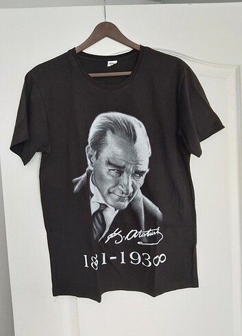 Siyah Atatürk baskılı tshirt 