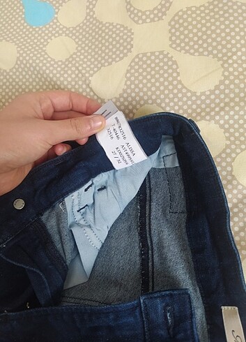 27 Beden lacivert Renk Kot pantolon