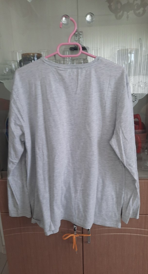 Gri Uzun Kollu Batman Baskılı Tişört lcw xl - Görsel 3