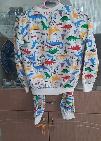 Renkli Baskılı Erkek Çocuk takim 9 10 yas - Görsel 2