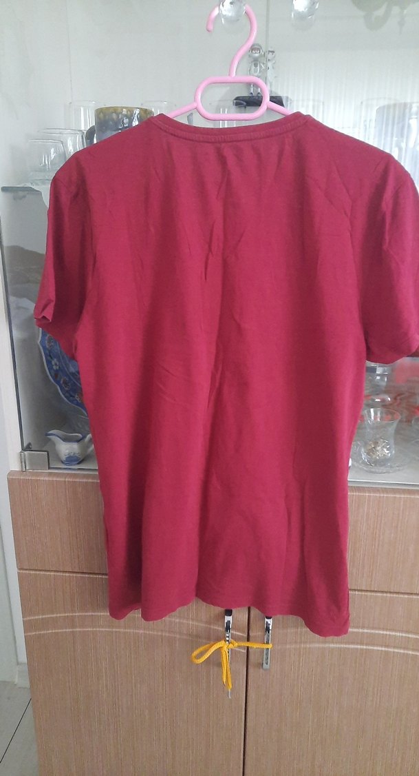 Koyu Kırmızı V Yaka Kısa Kollu Erkek Tişört - Görsel 2