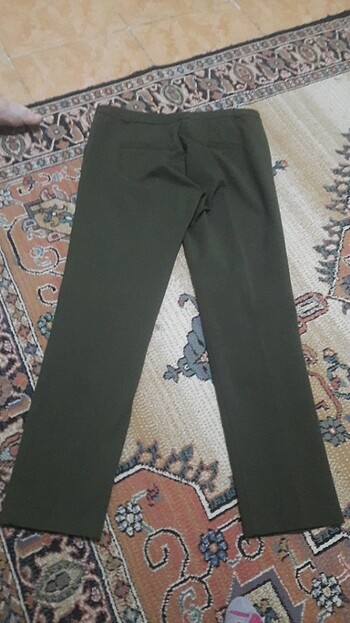 36 Beden 36 ben hafif liralık yeşil kumaş pantalon