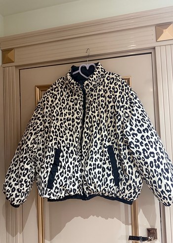 Çift taraflı  Bershka Kadın Kışlık Mont - Görsel 2