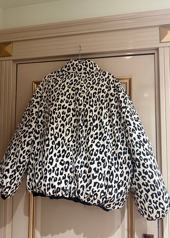 Çift taraflı  Bershka Kadın Kışlık Mont - Görsel 4