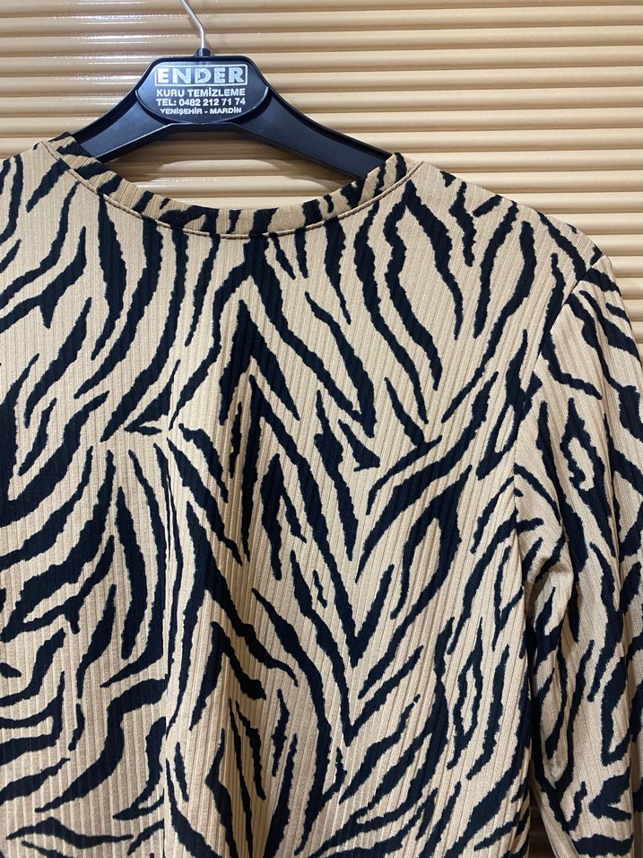 Zebra Desenli Uzun Kollu Mini Bluz - Görsel 2