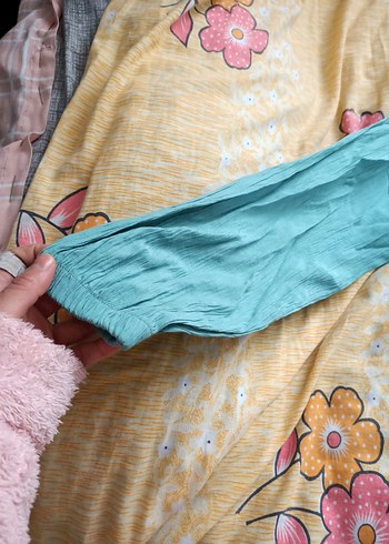 Mavi Kapüşonlu Midi Keten Kadın Yağmurluk - Görsel 6