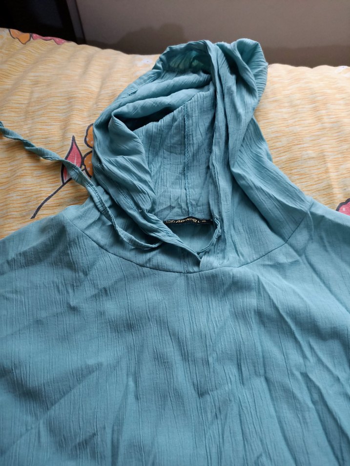 Mavi Kapüşonlu Midi Keten Kadın Yağmurluk - Görsel 2