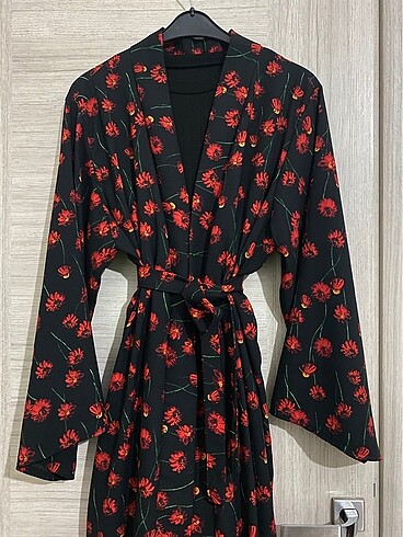 Çiçekli uzun kimono