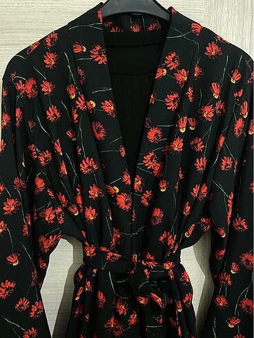 universal Beden Çiçekli uzun kimono