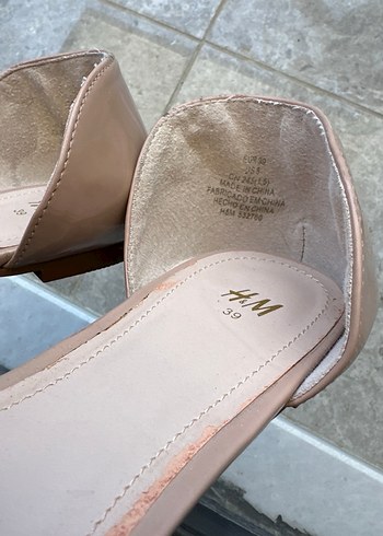 H&M Bej Stiletto Topuklu Fiyonklu Kadın Babet