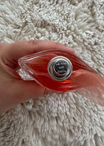 La Vie Est Belle iris absolu 50ml edp - Görsel 2