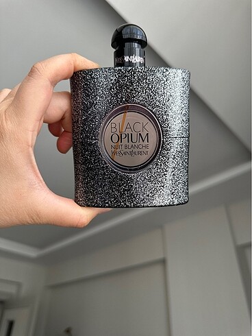 Yves Saint Laurent BLACK OPİUM NUİT BLANCHE 90ml