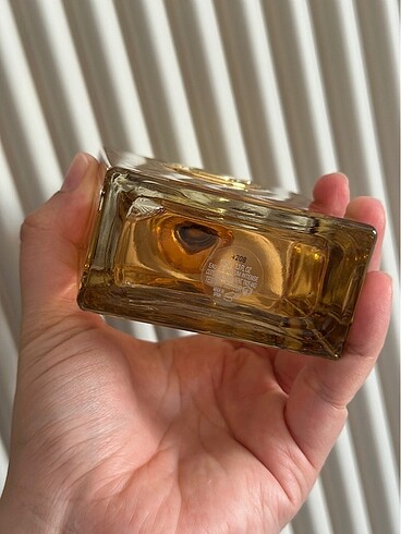 Beden Burberry Goddess İNTENSE 100ml EDP