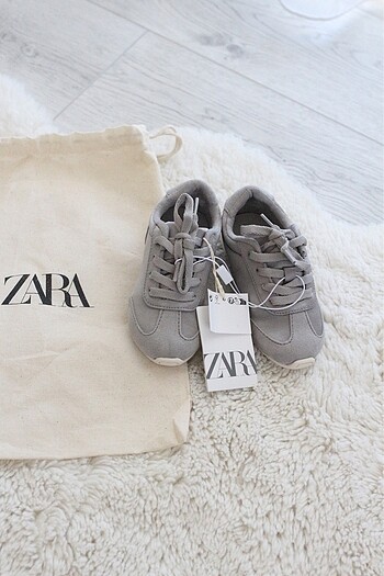 ZARA ÇOCUK SATEN SPOR AYAKKABI