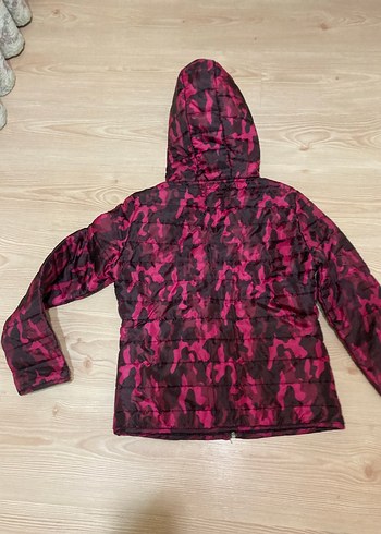 m Beden Kapüşonlu Pembe Kamuflaj Kadın Mont