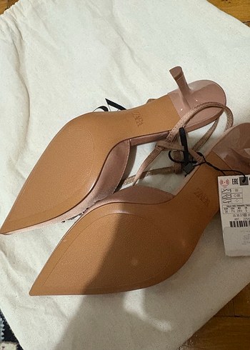 Bej Payet İşlemeli İnce Topuklu Kadın Ayakkabı - Görsel 4