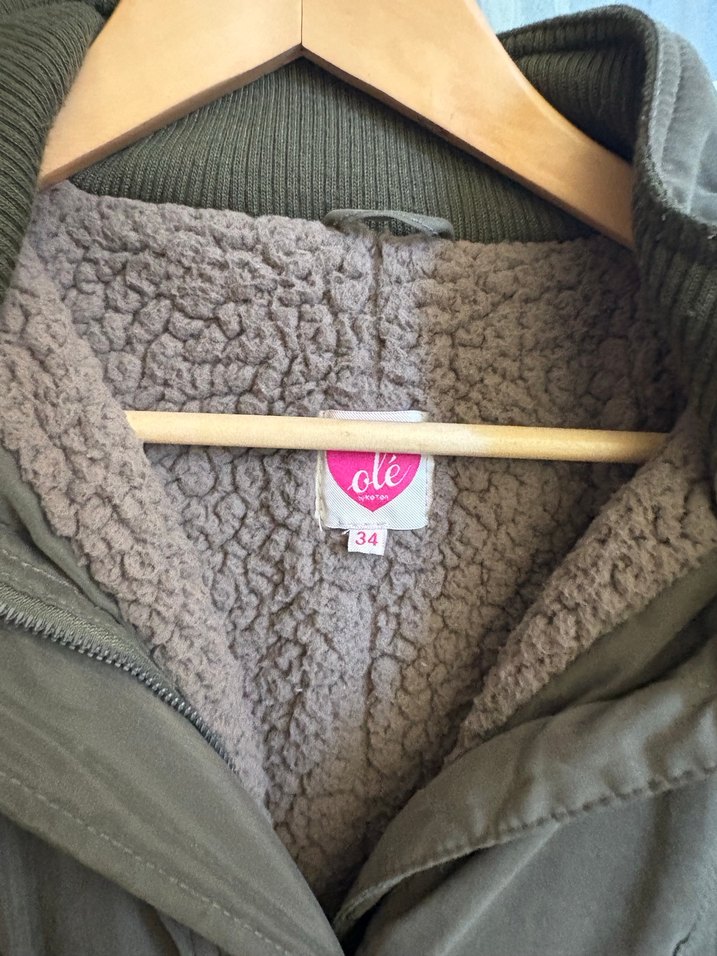 Gri Kadın Kaban, Kürklü Detaylı, Street Wear - Görsel 2