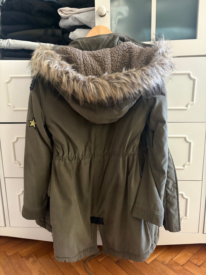 Gri Kadın Kaban, Kürklü Detaylı, Street Wear - Görsel 3