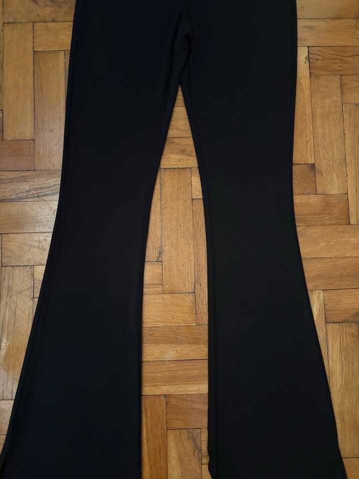 Siyah Kadın Yırtmaçlı İspanyol Paça Pantolon - Görsel 4