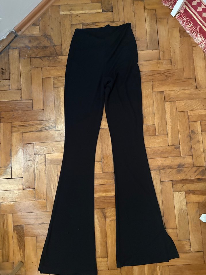 Siyah Kadın Yırtmaçlı İspanyol Paça Pantolon - Görsel 3