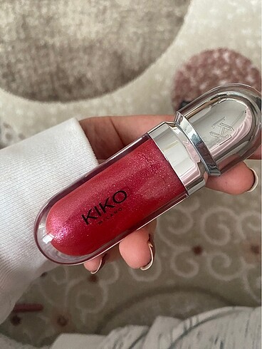 Kiko Lip Gloss 10 Strawberry