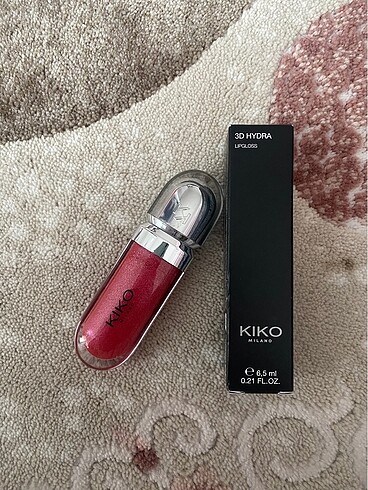 Kiko Kiko Lip Gloss 10 Strawberry