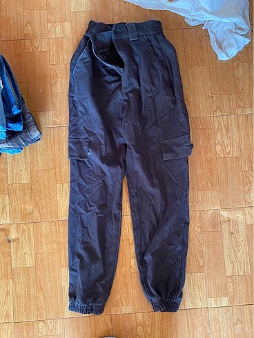 Pull and bear siyah pantolon kumaş