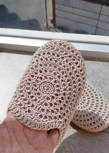 Diğer Bej Örgü Dantel Detaylı Kadın Dolgu Topuk Terlik