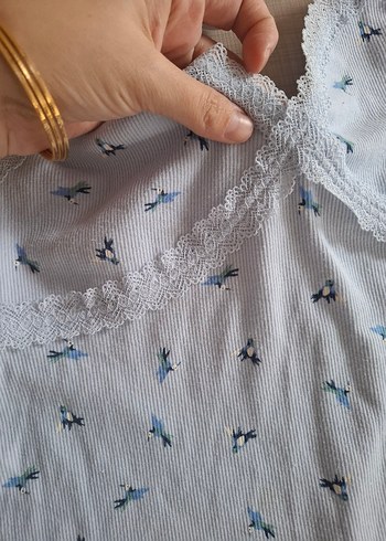 Beyaz Dantel Detaylı Midi Gecelik - Görsel 3