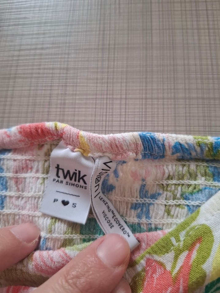 cicek desenli bluz - Görsel 2