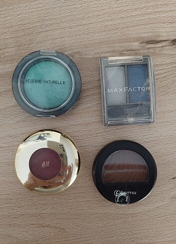 Max faktor flormar far