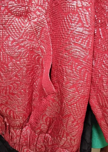 Kadın Kırmızı Parlak Fermuarlı Ceket - Görsel 3