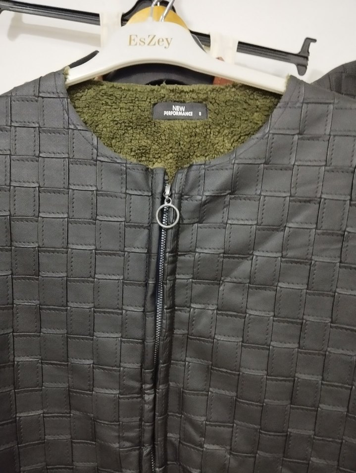 siyah Uzun Fermuarlı Kadın Yelek - Görsel 4