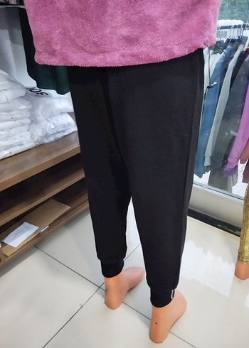 Siyah Rahat Kesim Kadın Eşofman Altı - Görsel 5