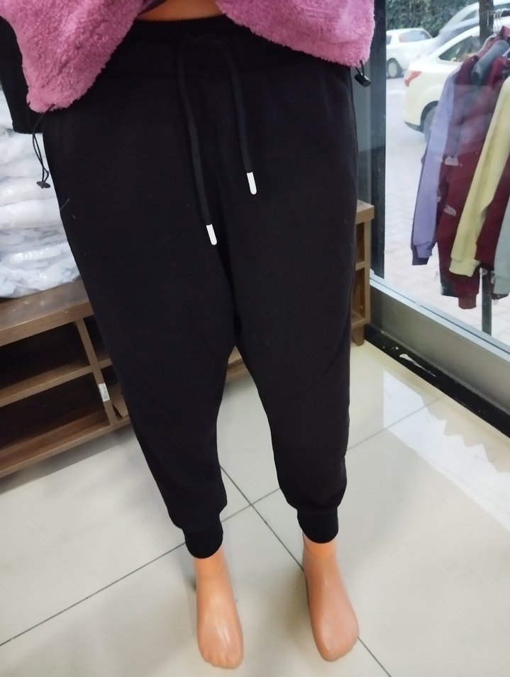 Siyah Rahat Kesim Kadın Eşofman Altı - Görsel 2