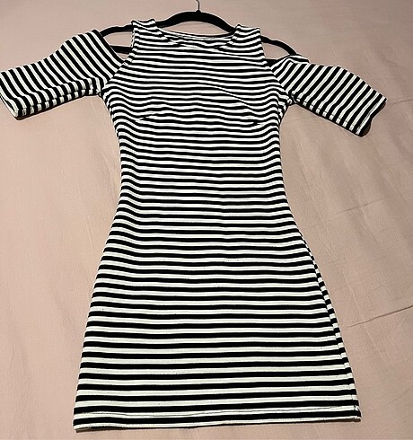 H&M H&M çizgili elbise