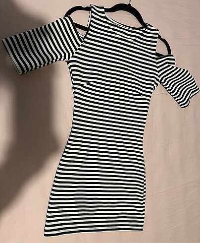 xs Beden H&M çizgili elbise