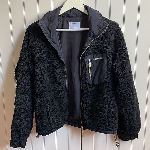 Bershka Peluş Mont
