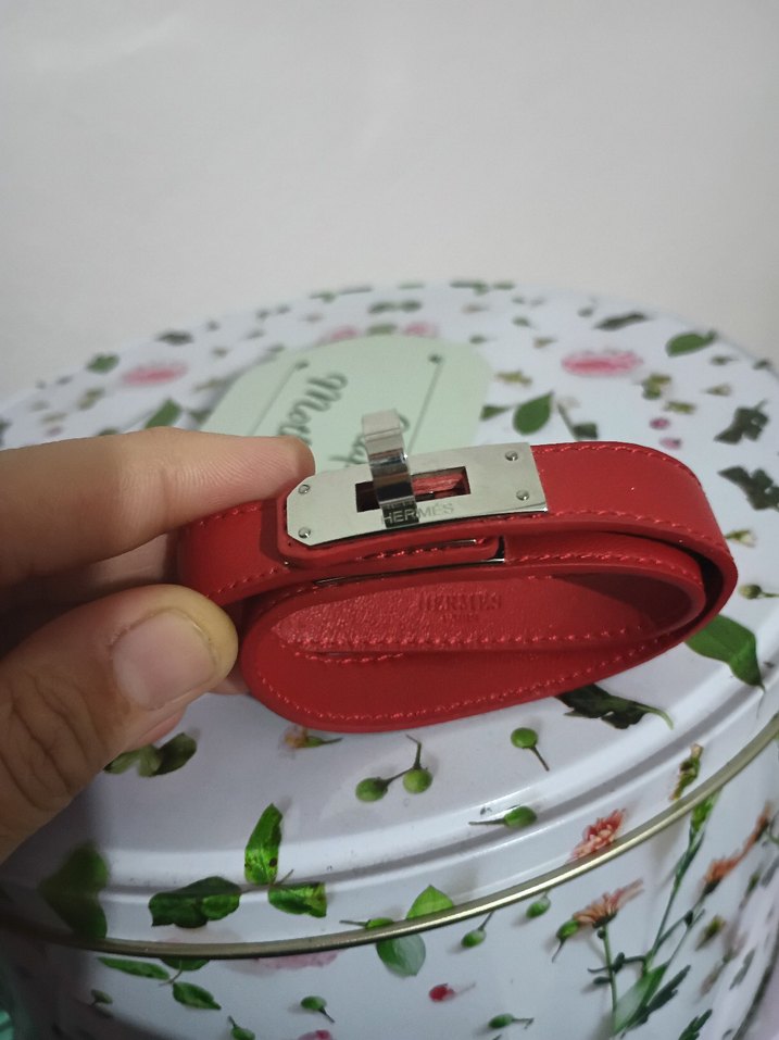 kırmızı renk orijinal Hermes bileklik - Görsel 4