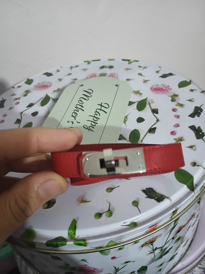kırmızı renk orijinal Hermes bileklik - Görsel 3