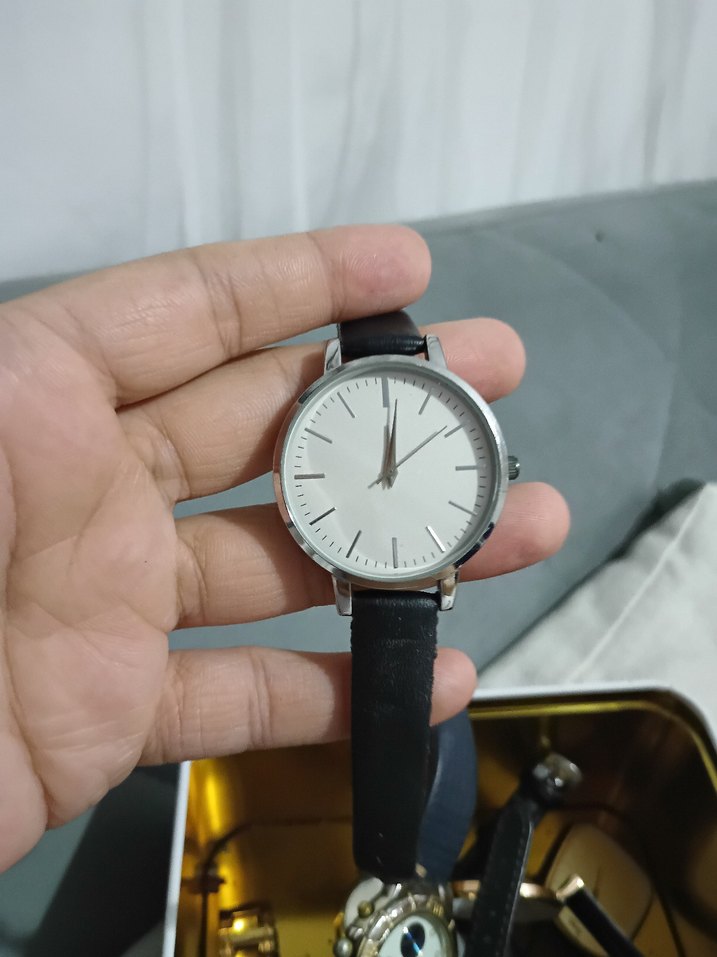 Minimalist Siyah Kadın Kol Saati - Görsel 3